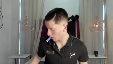 hunterheat_ online show from 11.27.25