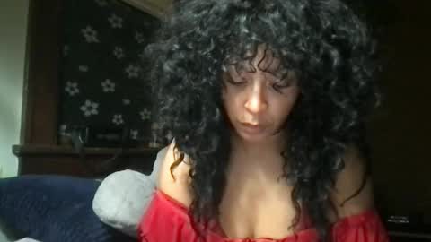 Snapshot of hunyybunz chatting on 12.21.25 Goddess Hunyy online show from 12.21.25