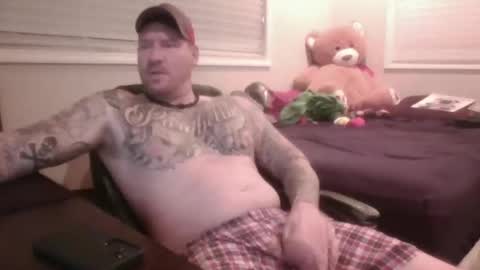 Snapshot of hurricanerodzilla chatting on 01.08.25 hurricanerodzilla online show from 01.08.25