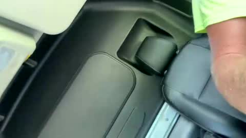 Snapshot of hvacstud4 chatting on 11.02.25 hvacstud4 online show from 11.02.25