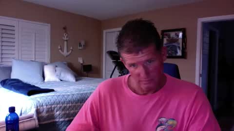 Snapshot of hvacstud4 chatting on 12.21.25 hvacstud4 online show from 12.21.25