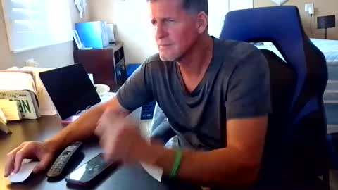 Snapshot of hvacstud4 chatting on 03.24.26 hvacstud4 online show from 03.24.26