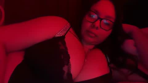 Snapshot of hxnnyyb chatting on 03.16.26 Bex online show from 03.16.26