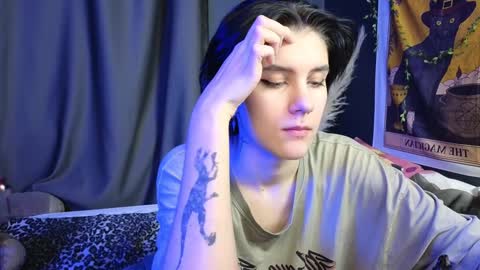 Hyeon Jin online show from 02.07.25