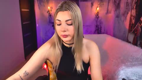 hyileyclark online show from 02.08.26