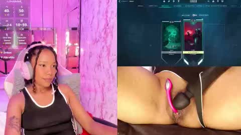 Snapshot of hyliebloom chatting on 11.18.25 Ashley online show from 11.18.25