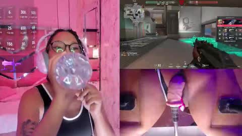 Snapshot of hyliebloom chatting on 11.24.25 Ashley online show from 11.24.25