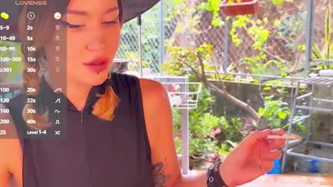 Snapshot of hypnotic_kitty chatting on 11.01.25 Your submissive lady 3 online show from 11.01.25