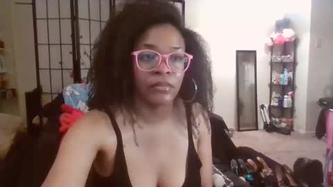  HysteriaHeels  online show from 04.19.26