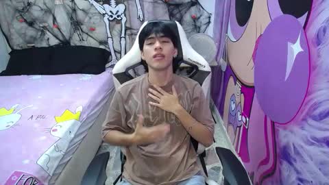 Snapshot of hyun_jin_ chatting on 10.21.25 hyun jin online show from 10.21.25