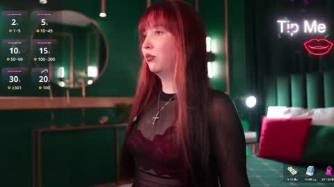 Call me Hyuna online show from 07.19.26