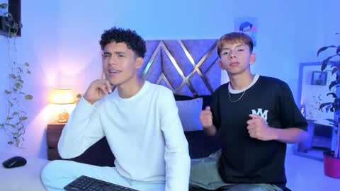 Son Hyunjin online show from 11.24.25