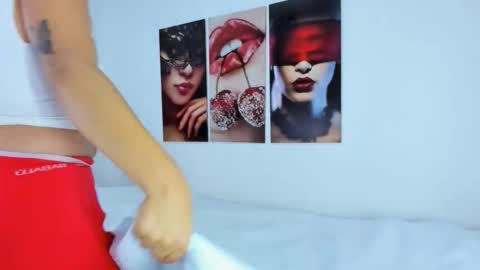 The Dolls online show from 12.01.25