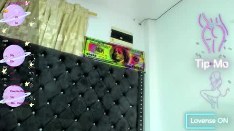 Snapshot of i_am_kelvis_ chatting on 09.24.25 kelvis online show from 09.24.25