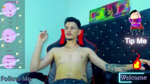 Snapshot of i_am_kelvis_ chatting on 10.25.25 kelvis online show from 10.25.25