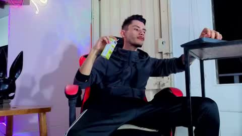 Snapshot of i_am_kelvis_ chatting on 02.20.26 kelvis online show from 02.20.26