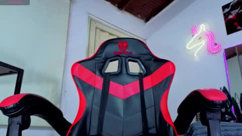 Snapshot of i_am_kelvis_ chatting on 03.08.26 kelvis online show from 03.08.26