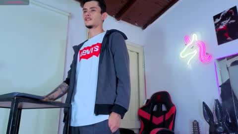 Snapshot of i_am_kelvis_ chatting on 03.21.26 kelvis online show from 03.21.26