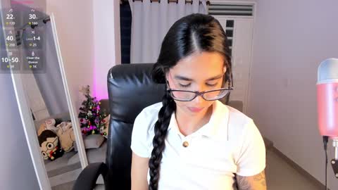 Snapshot of i_babbyyy chatting on 01.03.25 Helloouu im  Abigail call me Abi  MY NEW SHEDULE  IS 1030PM online show from 01.03.25