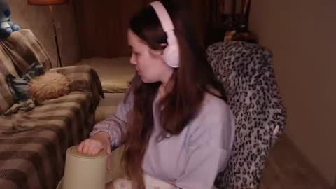 Snapshot of i_love_icecream chatting on 12.12.24 elisabeth online show from 12.12.24