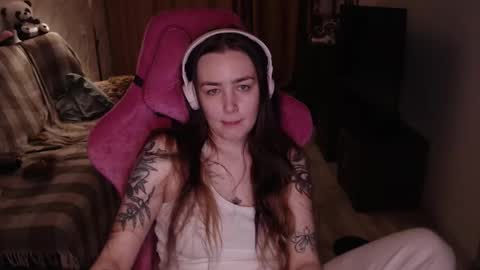 Snapshot of i_love_icecream chatting on 12.29.24 elisabeth online show from 12.29.24