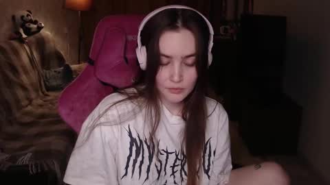 Snapshot of i_love_icecream chatting on 01.02.25 elisabeth online show from 01.02.25