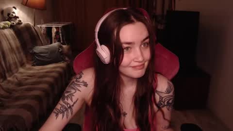 Snapshot of i_love_icecream chatting on 01.11.25 elisabeth online show from 01.11.25