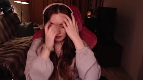 Snapshot of i_love_icecream chatting on 01.17.25 elisabeth online show from 01.17.25