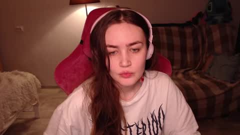 Snapshot of i_love_icecream chatting on 02.01.25 elisabeth online show from 02.01.25