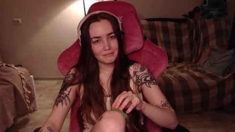 Snapshot of i_love_icecream chatting on 02.03.25 elisabeth online show from 02.03.25