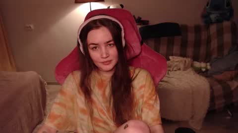 Snapshot of i_love_icecream chatting on 02.12.25 elisabeth online show from 02.12.25