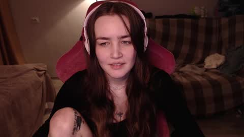 Snapshot of i_love_icecream chatting on 02.15.25 elisabeth online show from 02.15.25