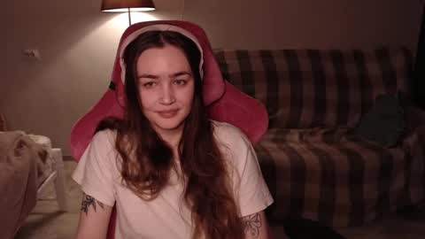 Snapshot of i_love_icecream chatting on 02.25.25 elisabeth online show from 02.25.25