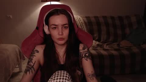 Snapshot of i_love_icecream chatting on 03.06.25 elisabeth online show from 03.06.25