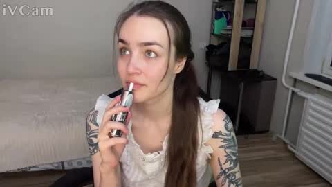 Snapshot of i_love_icecream chatting on 09.12.25 elisabeth online show from 09.12.25