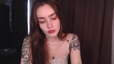 Snapshot of i_love_icecream chatting on 09.26.25 elisabeth online show from 09.26.25