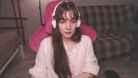 Snapshot of i_love_icecream chatting on 11.05.25 elisabeth online show from 11.05.25