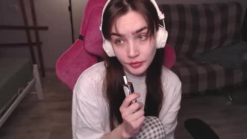 Snapshot of i_love_icecream chatting on 11.08.25 elisabeth online show from 11.08.25