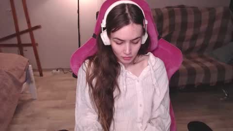 Snapshot of i_love_icecream chatting on 12.01.25 elisabeth online show from 12.01.25