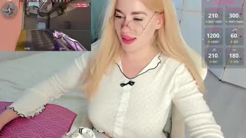 HiI am  EvaPVT is open  online show from 11.16.25