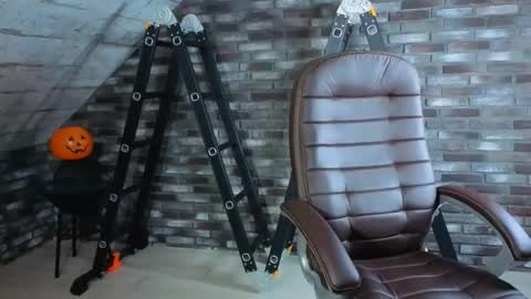 Blake online show from 10.18.25