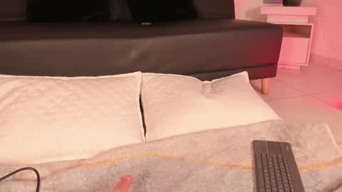   online show from 03.11.26