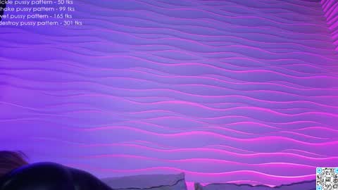 Casey online show from 11.23.25