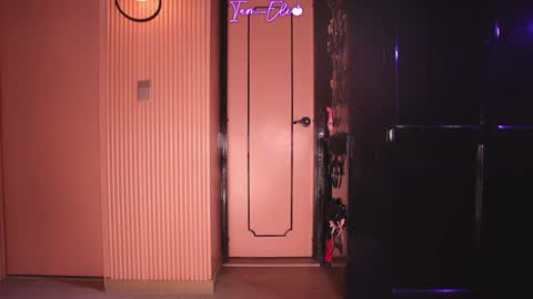 Snapshot of iam_eli chatting on 01.13.25 online show from 01.13.25