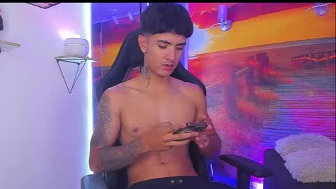 Light online show from 10.03.25