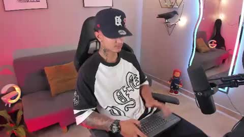 Light online show from 07.17.26