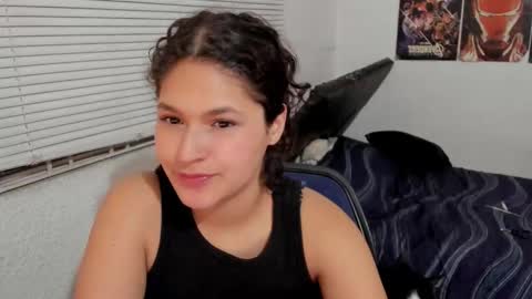 Snapshot of iam_nikki chatting on 01.07.26 On instagram Imm NikkiHelp me reach 100 likes online show from 01.07.26