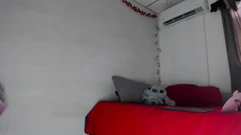 Snapshot of iam_sammy_ chatting on 02.18.26 Samantha Marin online show from 02.18.26