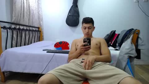 Snapshot of iam_yourbabyprincess_xd chatting on 01.20.25 iam_yourbabyprincess_xd online show from 01.20.25