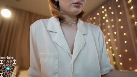 Snapshot of iamclaire_ chatting on 02.02.25 Claire online show from 02.02.25